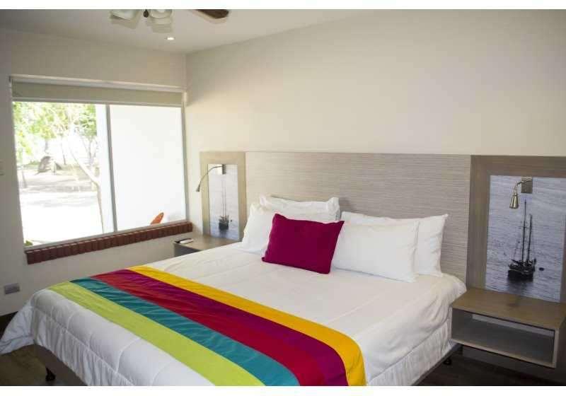 Puerto Azul Hotel Y Club Nautico Chacarita Съоръжения снимка