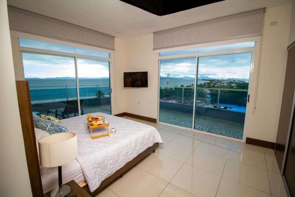 Puerto Azul Hotel Y Club Nautico Chacarita Съоръжения снимка